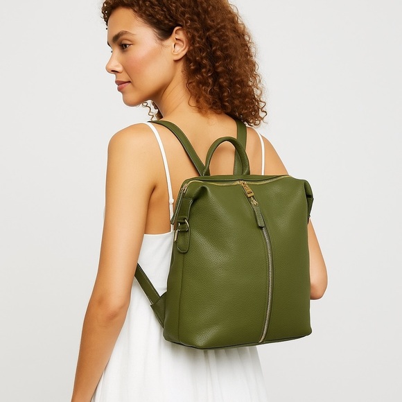 🍏🍏Urban Expressions Kenzie Backpack - Vegan Leather🍏🍏 - Picture 1 of 16